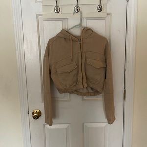 Cropped zip up hoodie with pockets